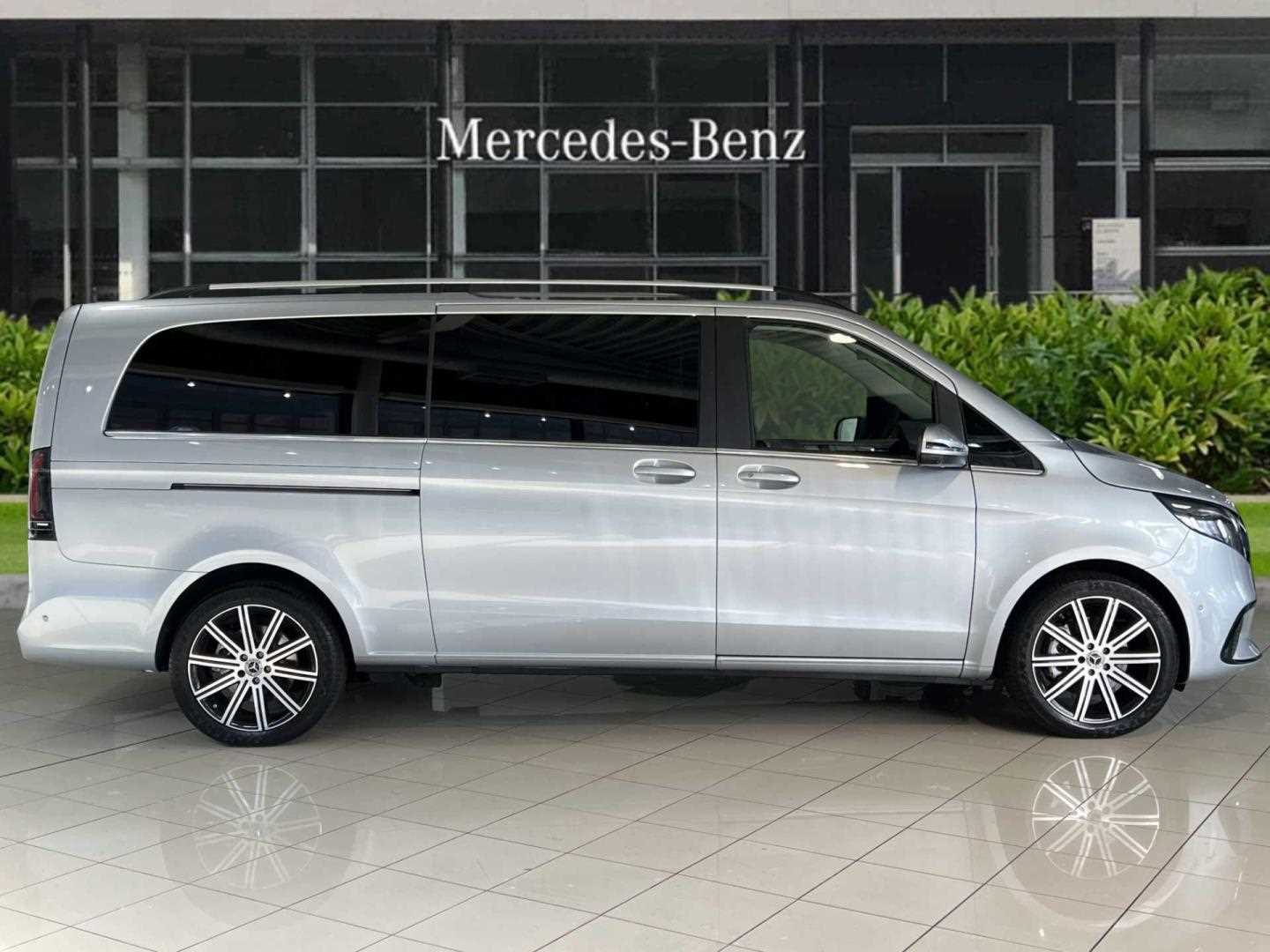 Used Mercedes-Benz V-Class 2025 for sale - 77886034: Photo 5