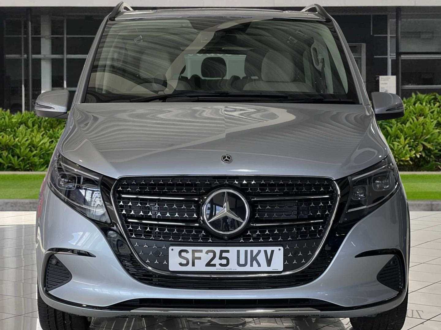 Used Mercedes-Benz V-Class 2025 for sale - 77886034: Photo 6