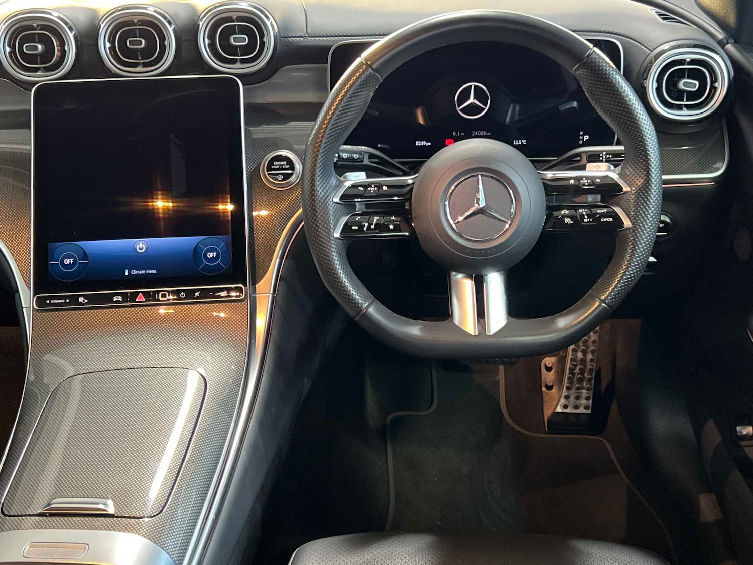 Used Mercedes-Benz GLC 2024 for sale - 76636698: Photo 18