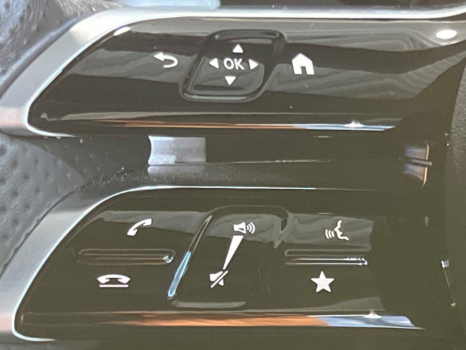 Used Mercedes-Benz GLC 2024 for sale - 76636698: Photo 31