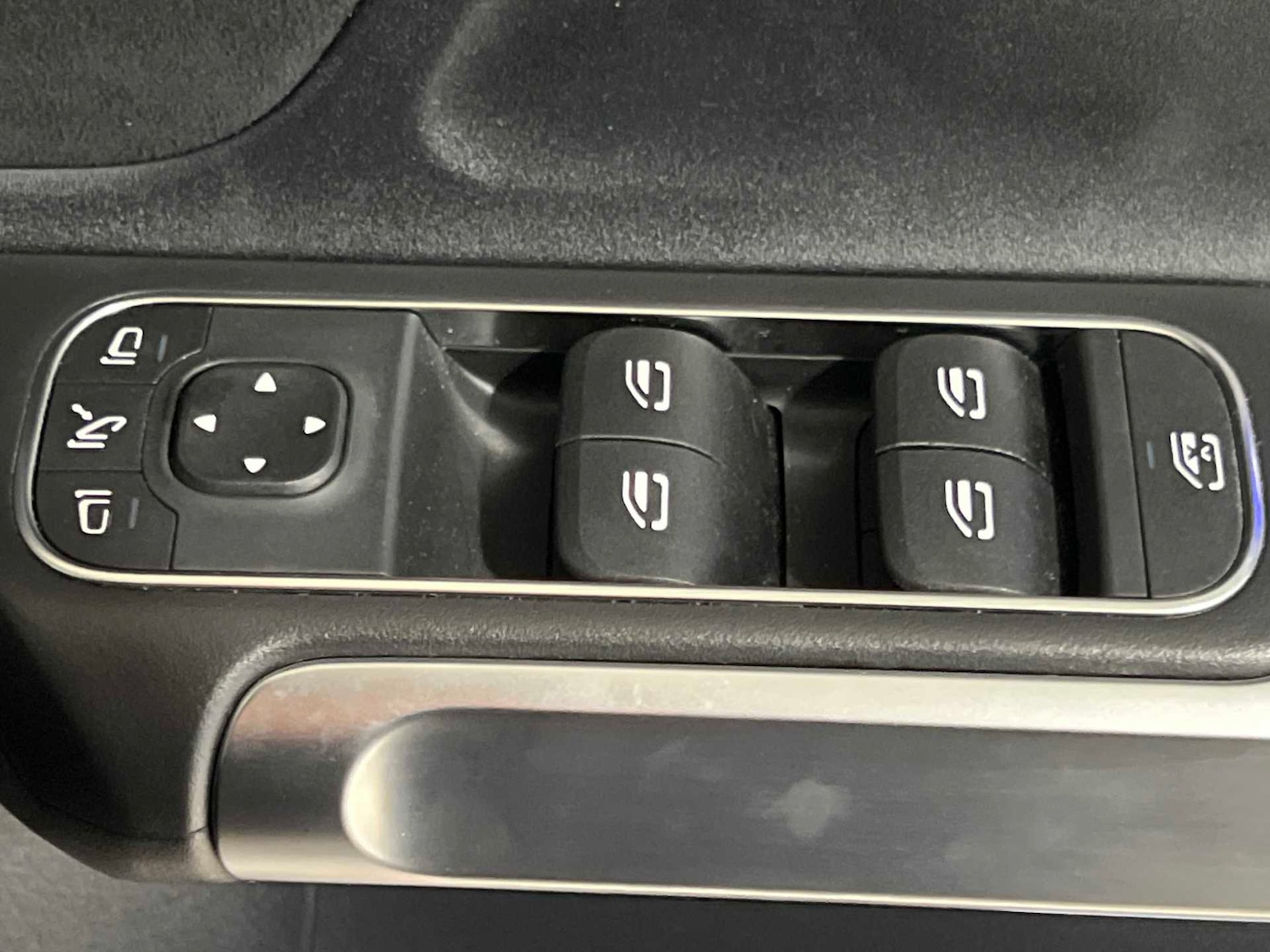 Used Mercedes-Benz GLB 2024 for sale - 76938231: Photo 34