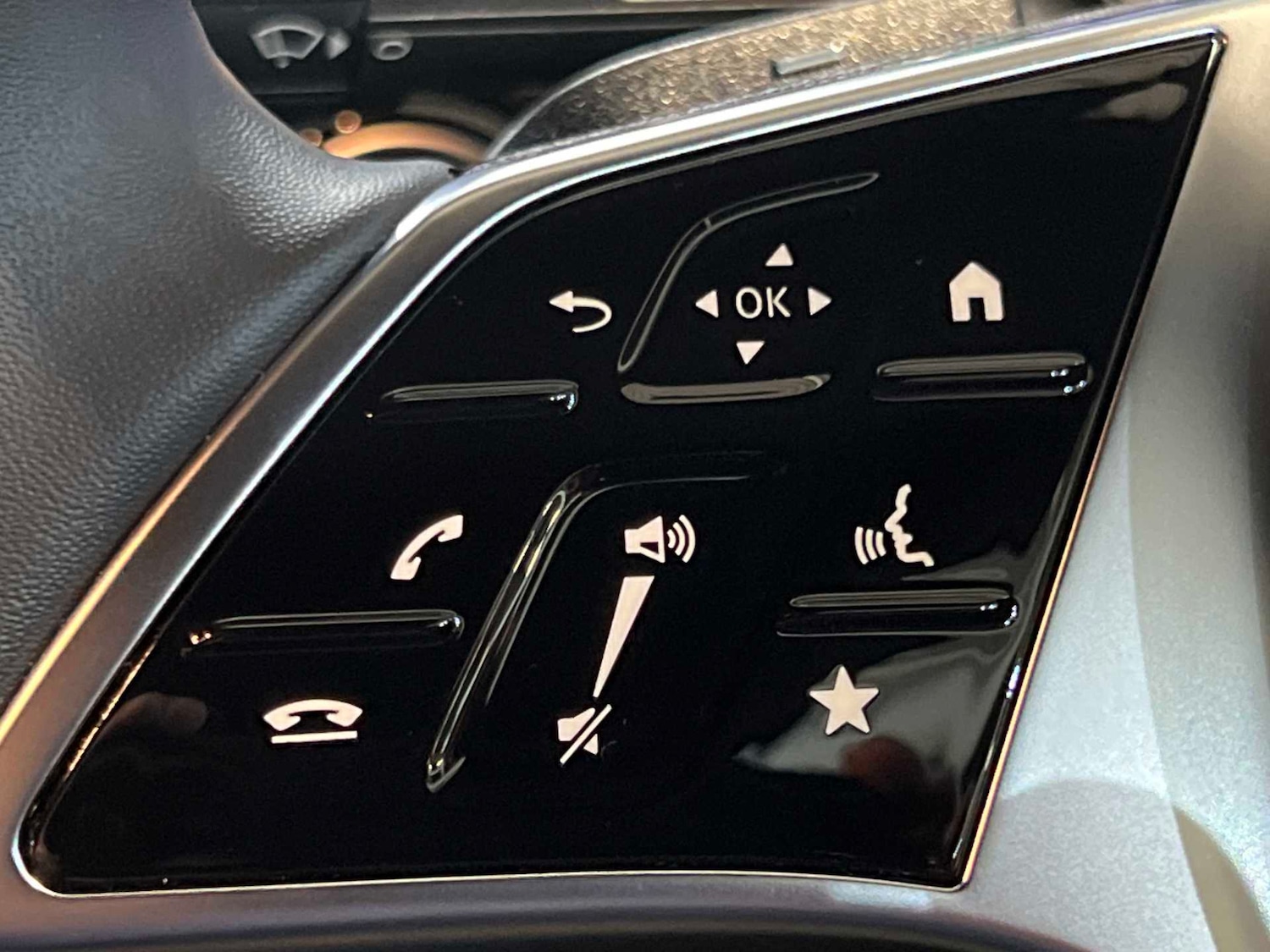 Used Mercedes-Benz A-Class 2024 for sale - 76648802: Photo 31