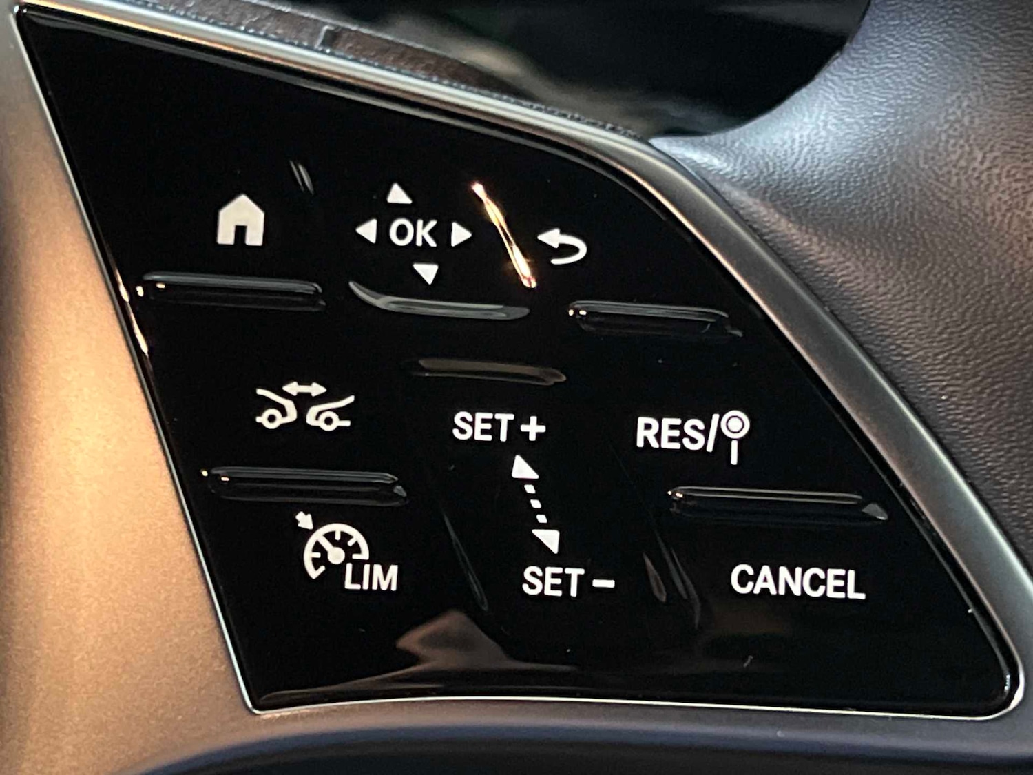 Used Mercedes-Benz A-Class 2024 for sale - 76648802: Photo 32