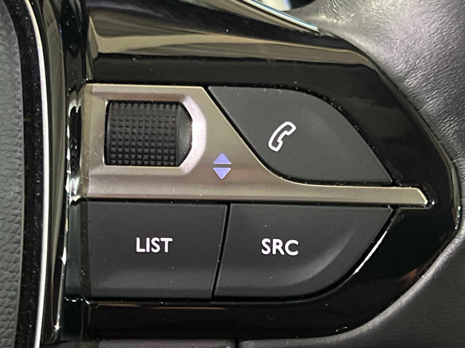 Used Peugeot 3008 2022 for sale - 76774233: Photo 32