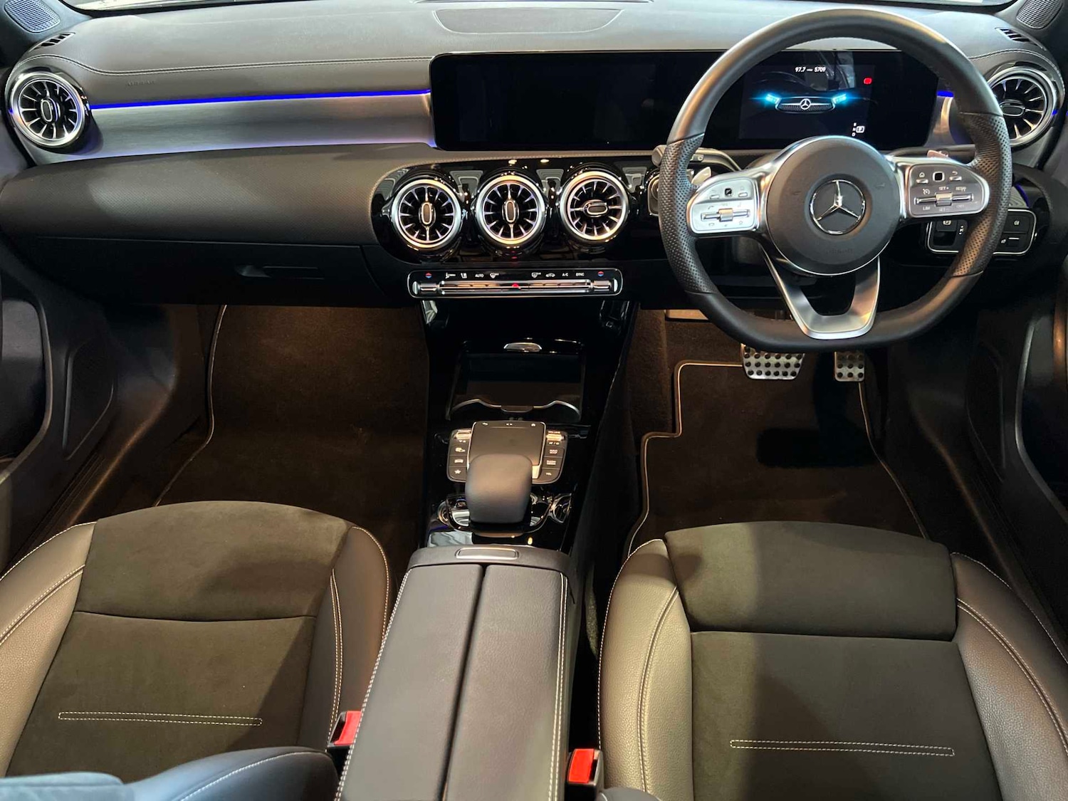 Used Mercedes-Benz A-Class 2021 for sale - 76636612: Photo 3