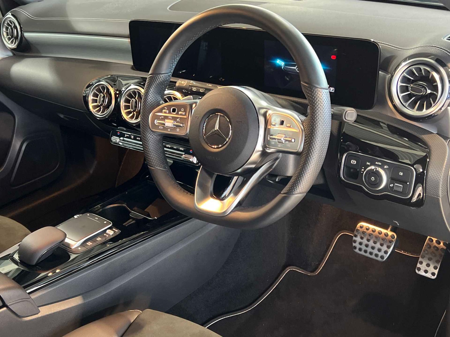 Used Mercedes-Benz A-Class 2021 for sale - 76636612: Photo 9