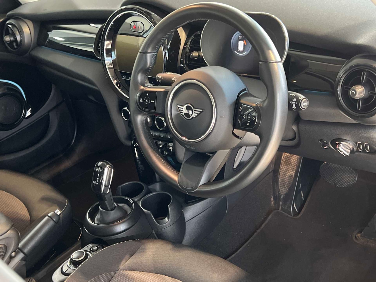 Used MINI Hatch 2023 for sale - 76648815: Photo 13