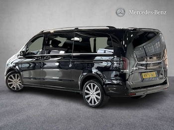 Used Mercedes-Benz V-Class 2025 for sale - 78857283: Photo
