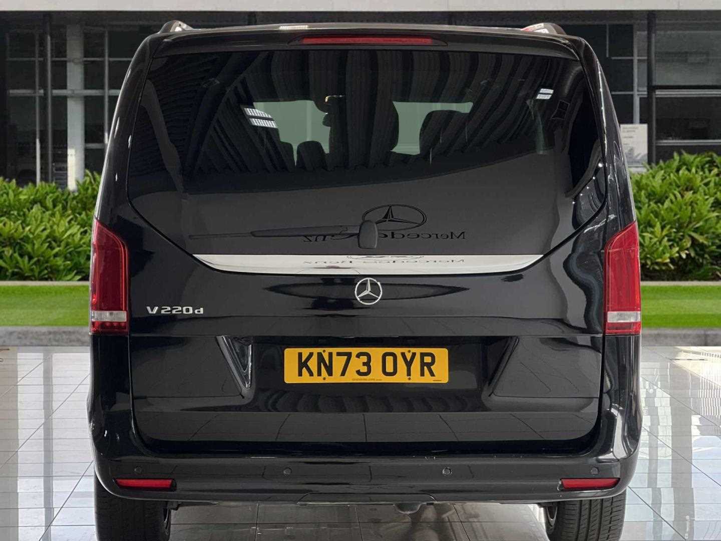 Used Mercedes-Benz V-Class 2023 for sale - 76156051: Photo 7