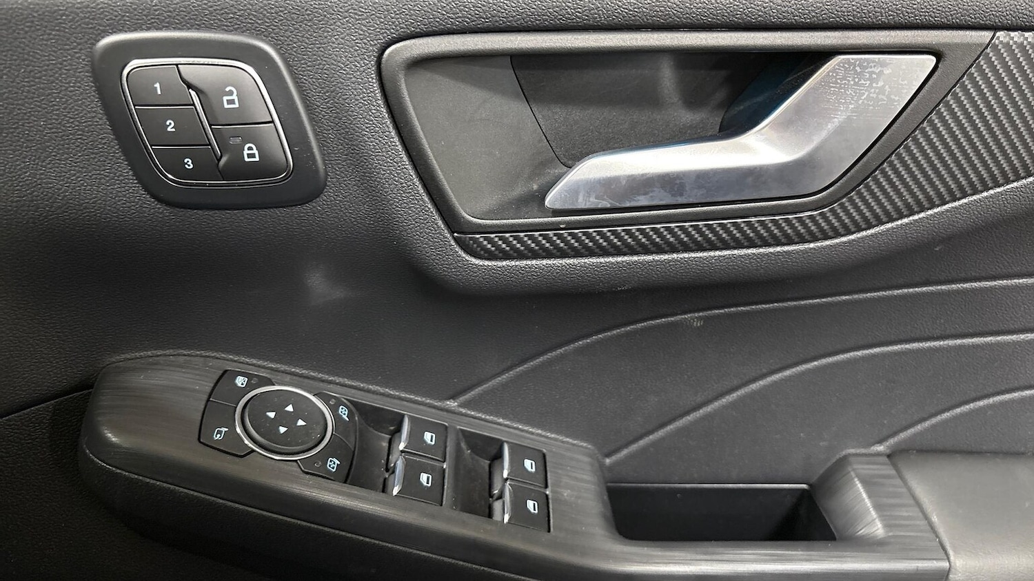 Used Ford Kuga 2025 for sale - 76931592: Photo 26