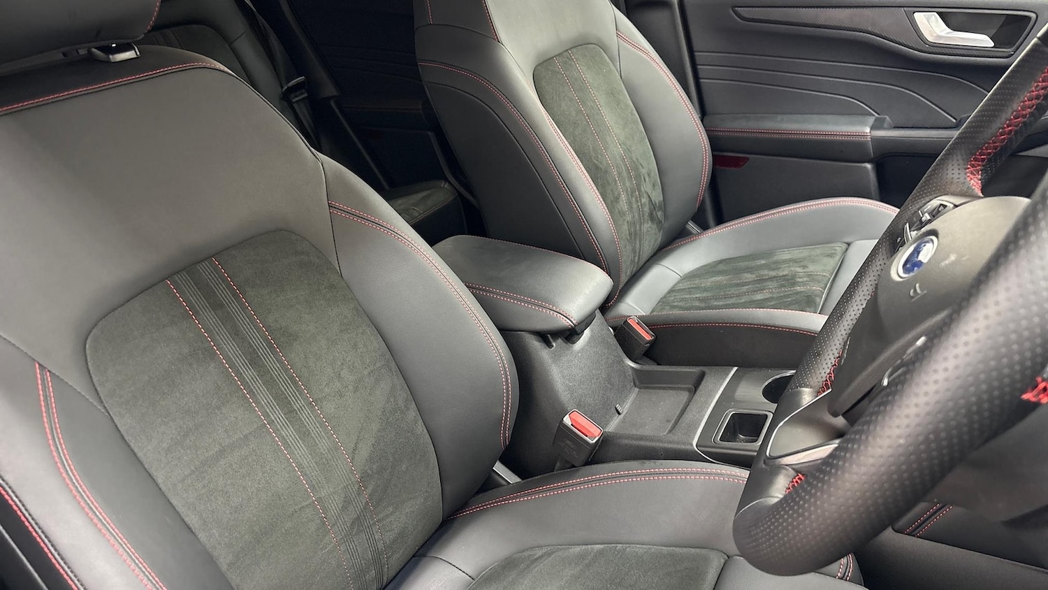 Used Ford Kuga 2025 for sale - 77056964: Photo 28