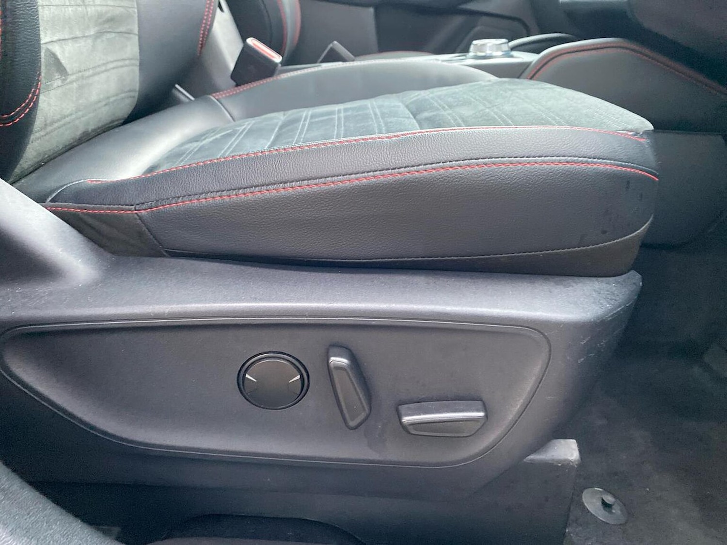 Used Ford Kuga 2022 for sale - 76945885: Photo 30