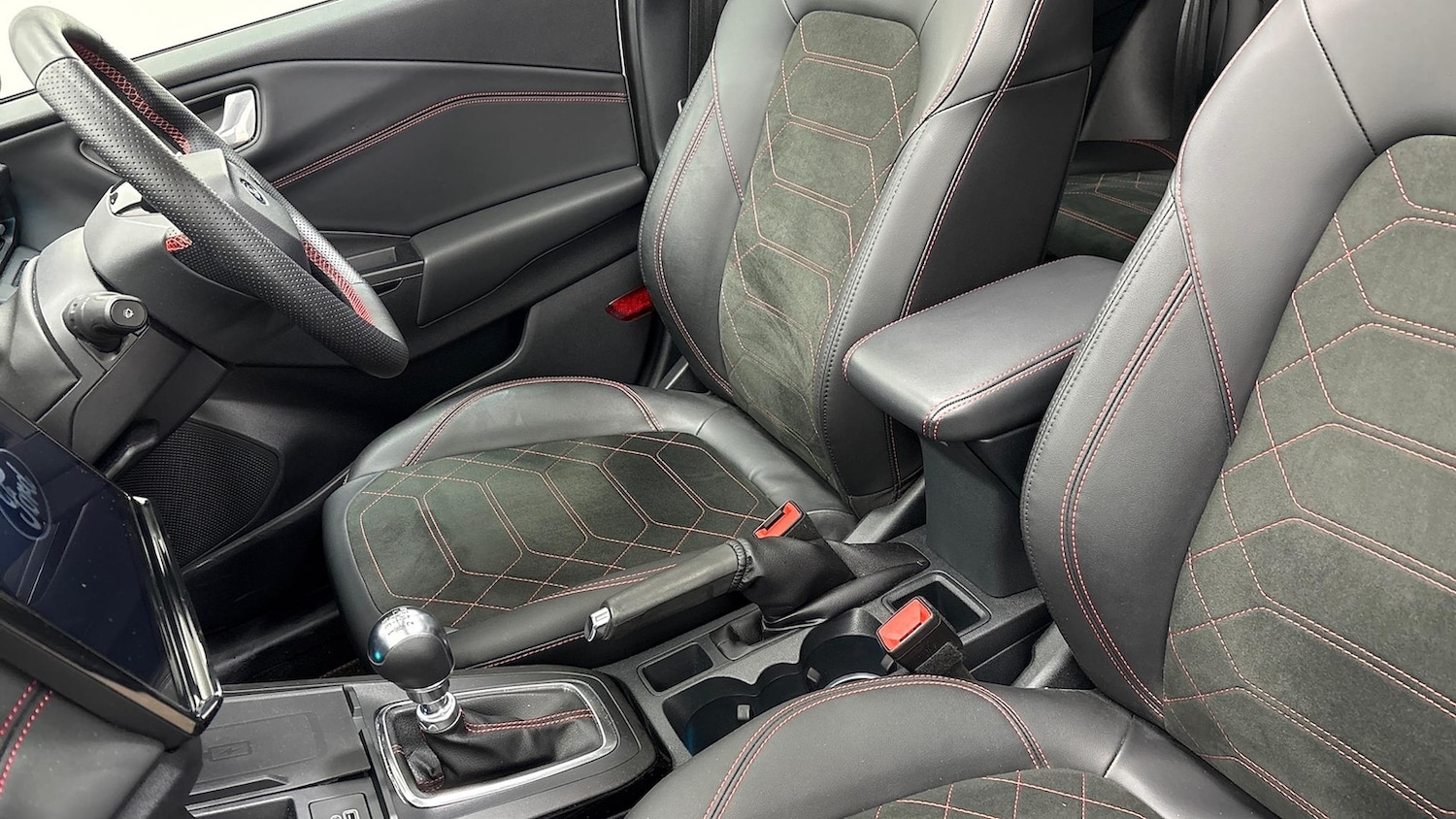 Used Ford Puma 2024 for sale - 76628067: Photo 25