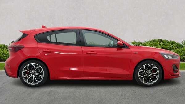 Used Ford Focus 2025 for sale - 76206063: Photo 3