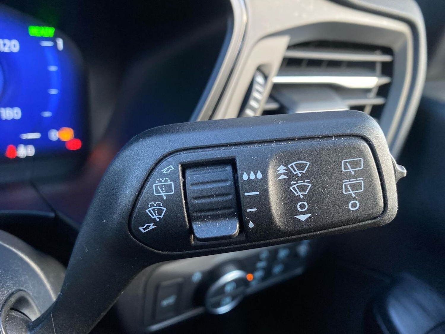 Used Ford Kuga 2024 for sale - 76520998: Photo 29