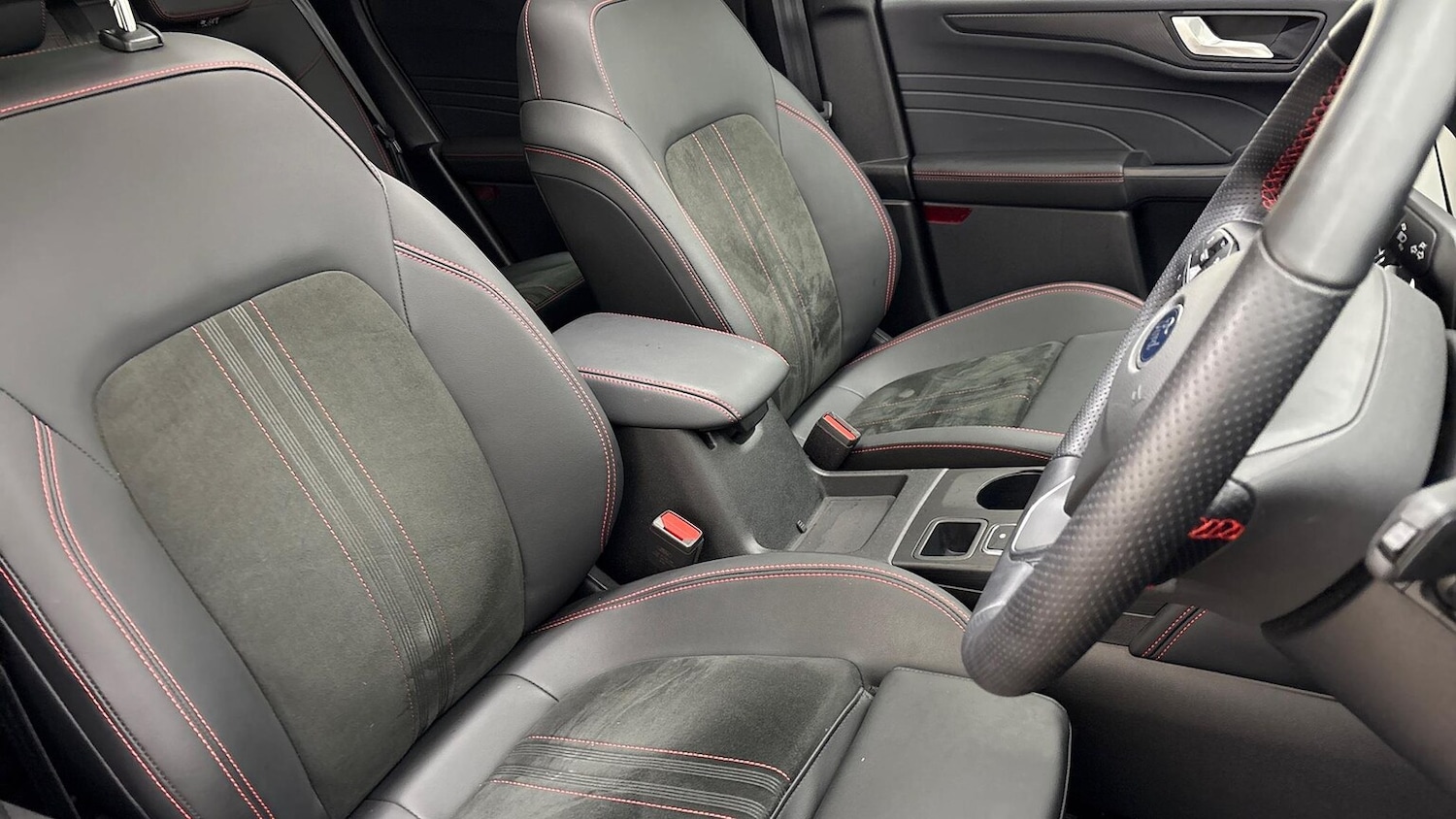 Used Ford Kuga 2025 for sale - 76628064: Photo 22