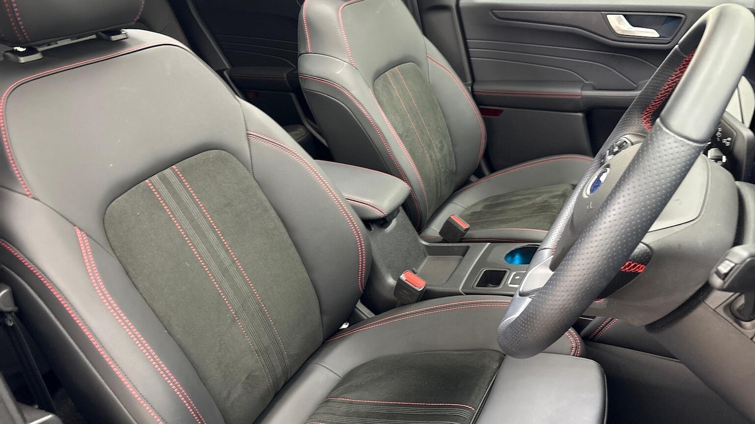 Used Ford Kuga 2025 for sale - 78026099: Photo 24