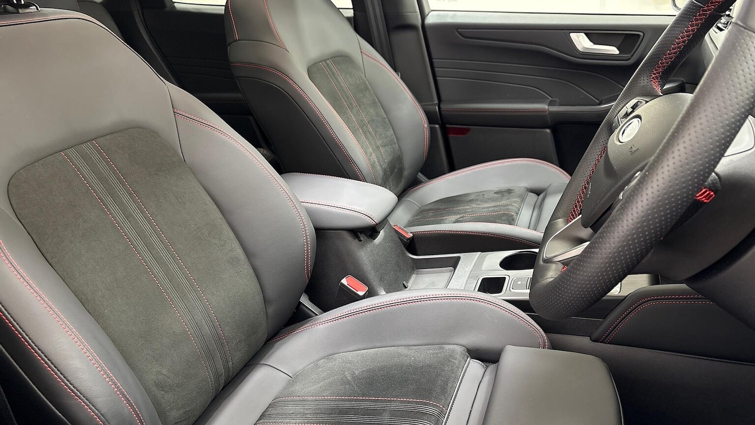 Used Ford Kuga 2025 for sale - 76974493: Photo 22