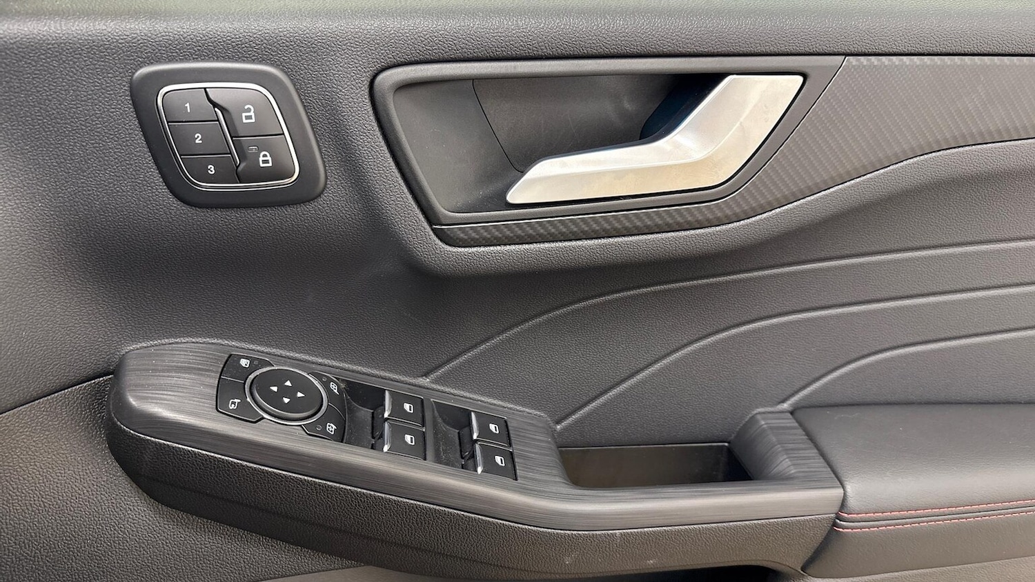 Used Ford Kuga 2025 for sale - 76974493: Photo 26