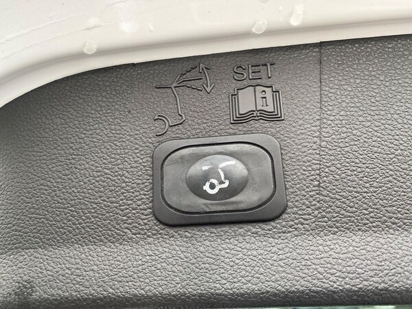 Used Ford Kuga 2016 for sale - 76206066: Photo 31
