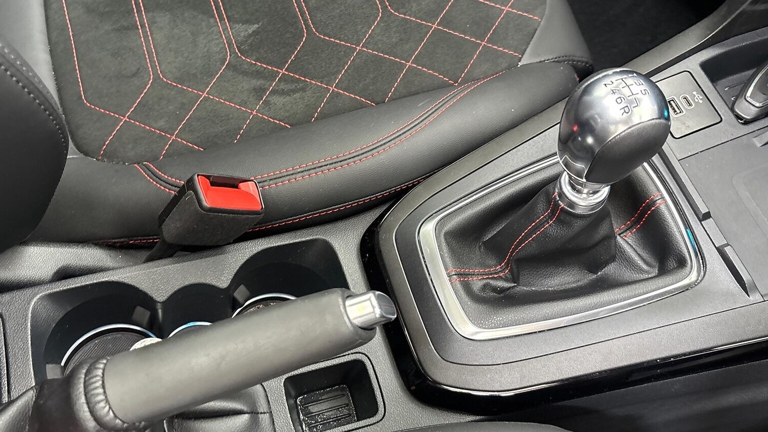 Used Ford Puma 2024 for sale - 76363409: Photo 29