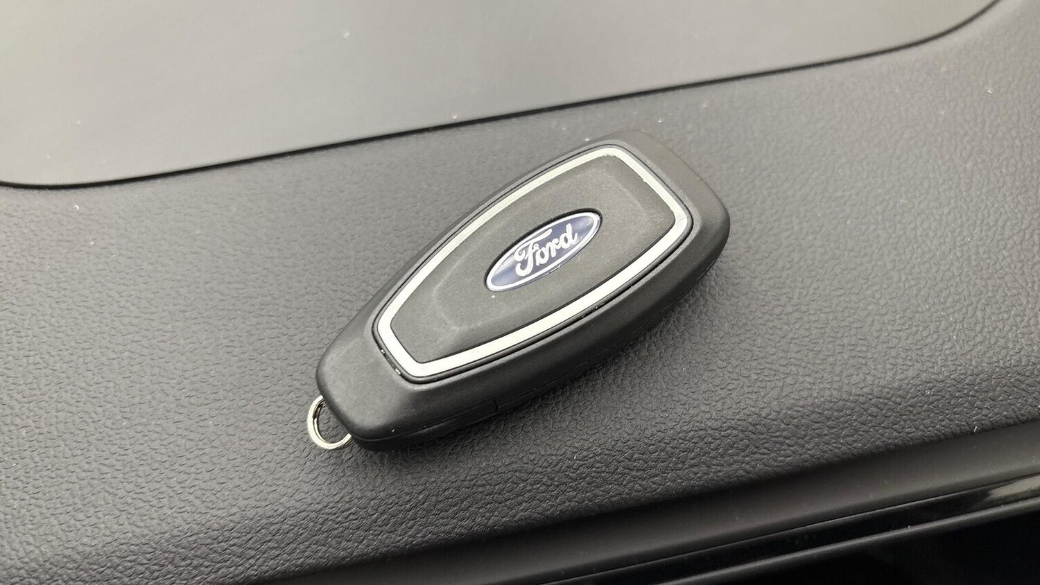 Used Ford Kuga 2025 for sale - 76477230: Photo 29