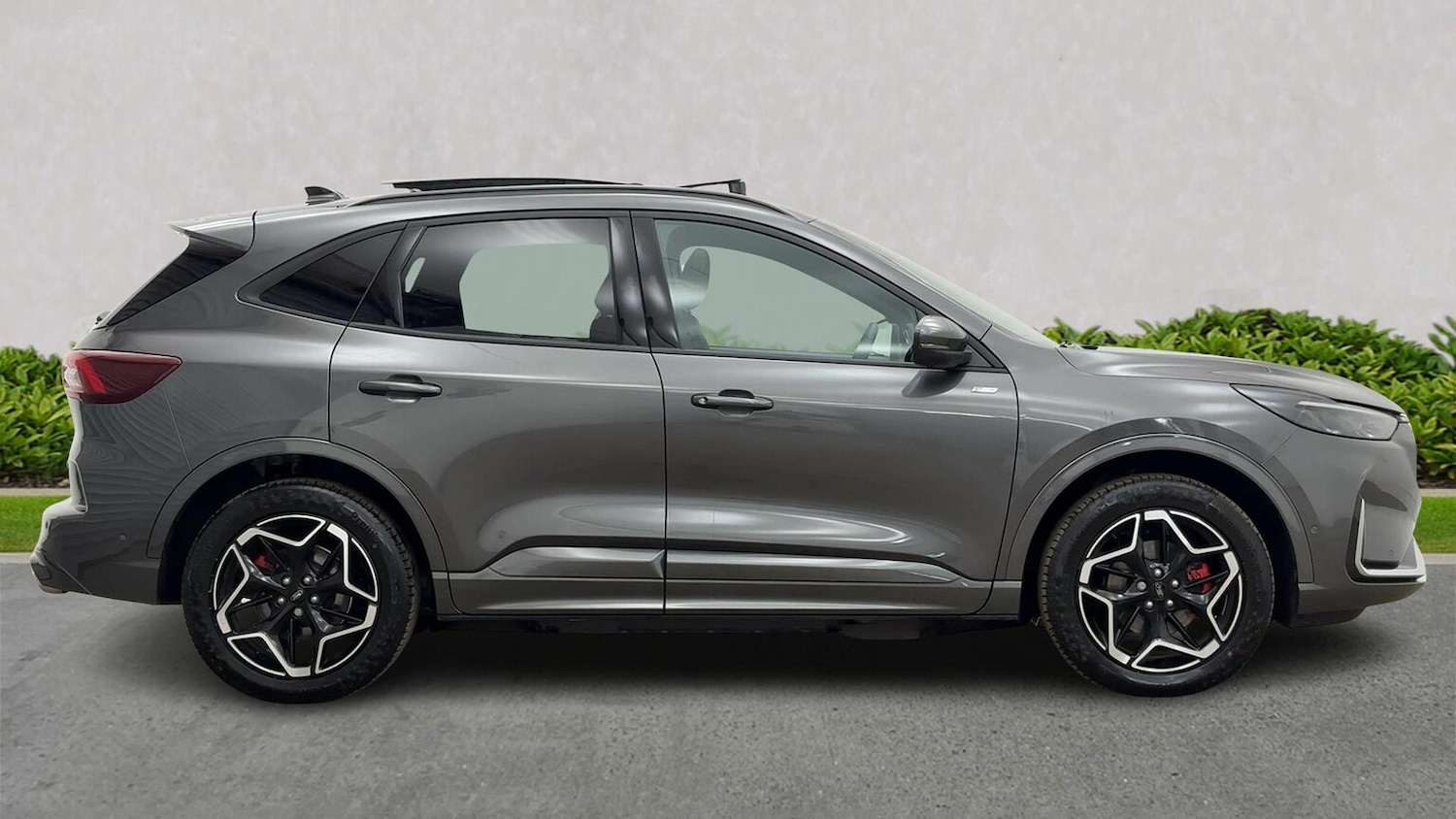 Used Ford Kuga 2025 for sale - 76477230: Photo 3