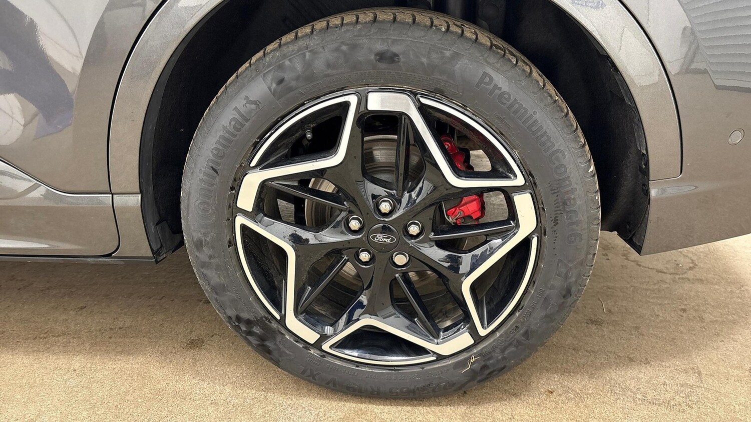 Used Ford Kuga 2025 for sale - 76477230: Photo 6