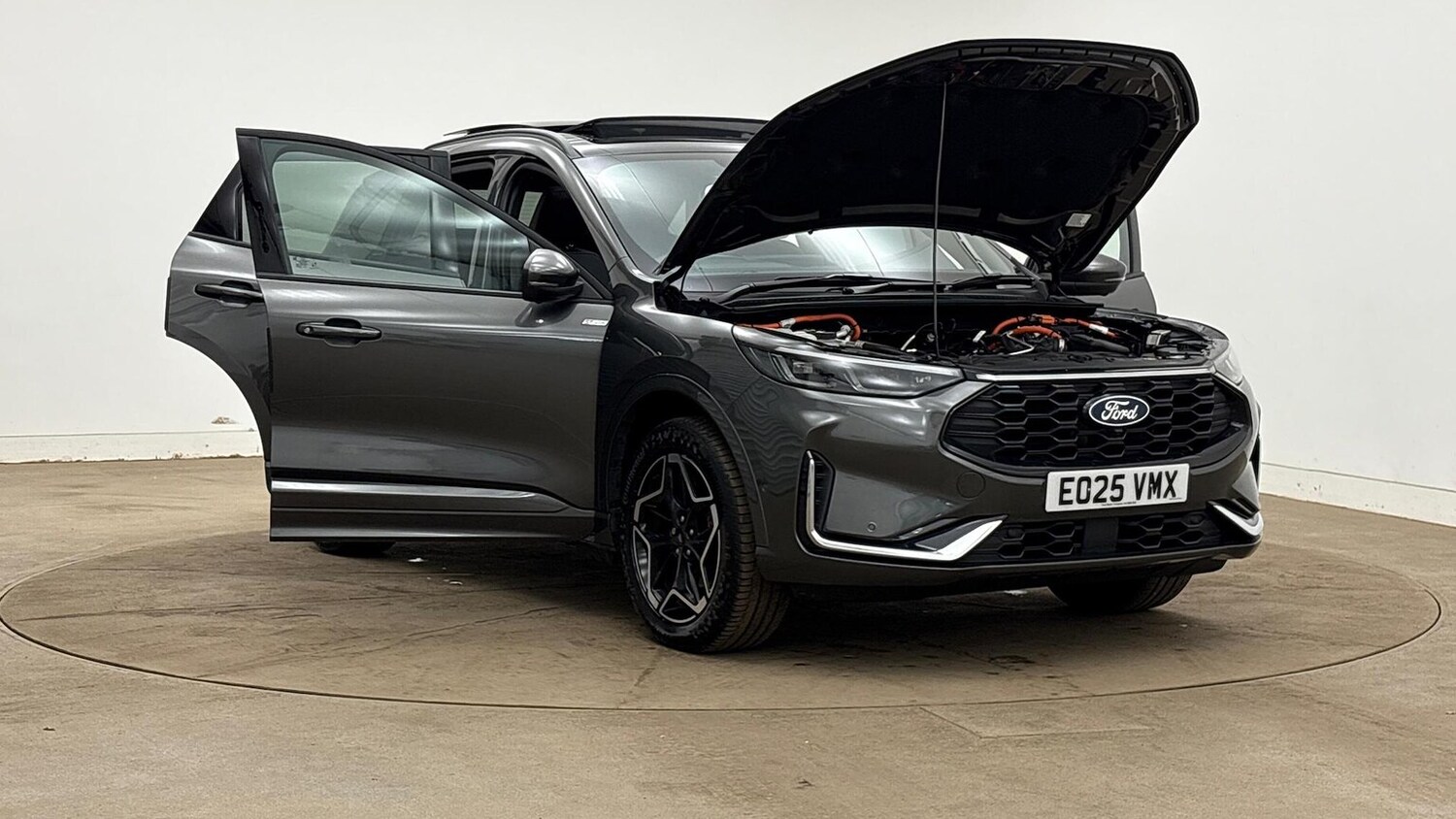 Used Ford Kuga 2025 for sale - 76477230: Photo 9