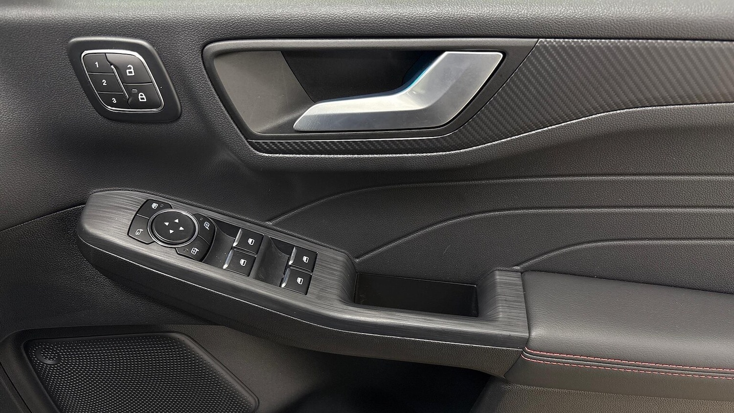 Used Ford Kuga 2025 for sale - 76845228: Photo 29