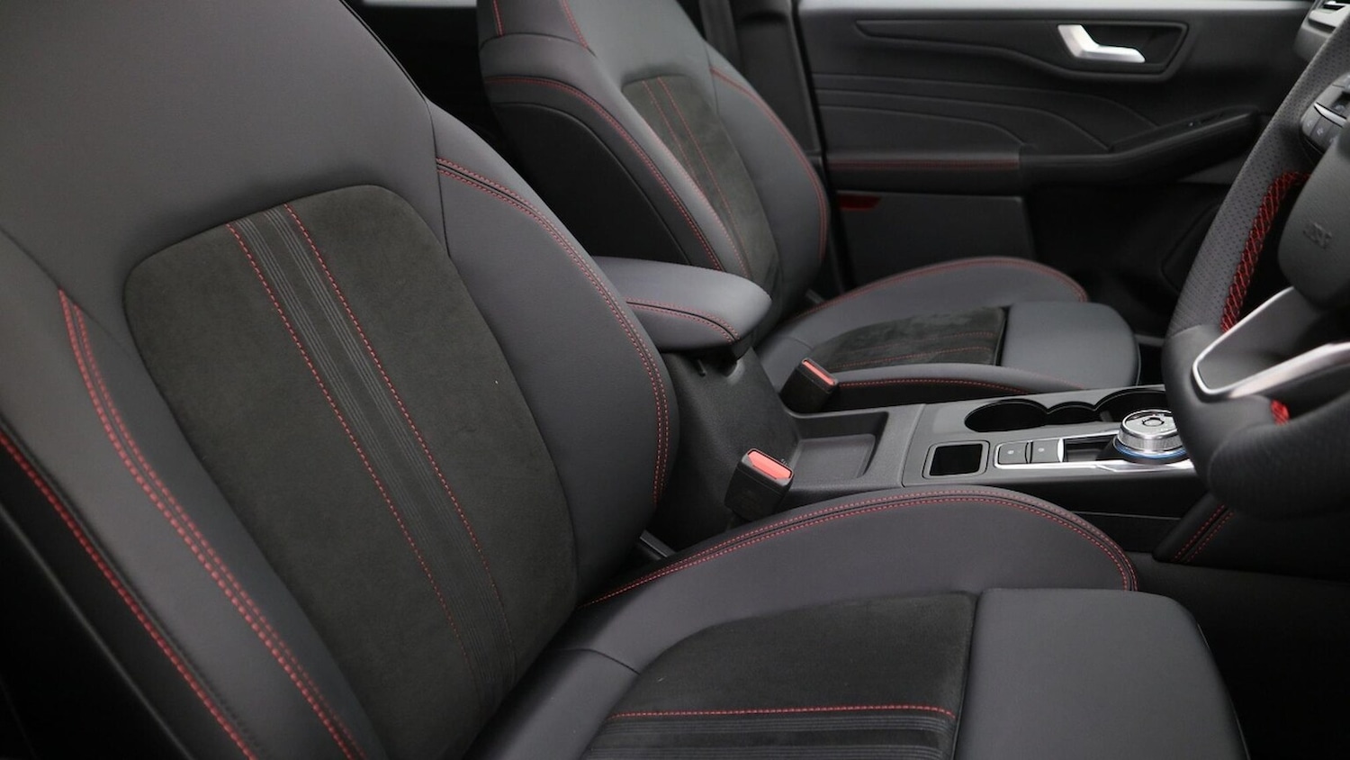 Used Ford Kuga 2024 for sale - 76436530: Photo 23