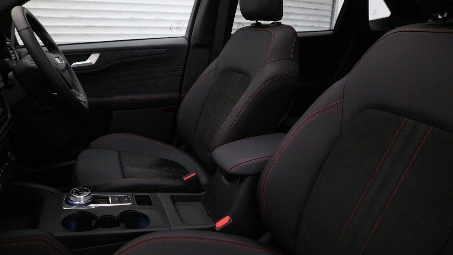 Used Ford Kuga 2024 for sale - 76436530: Photo 26