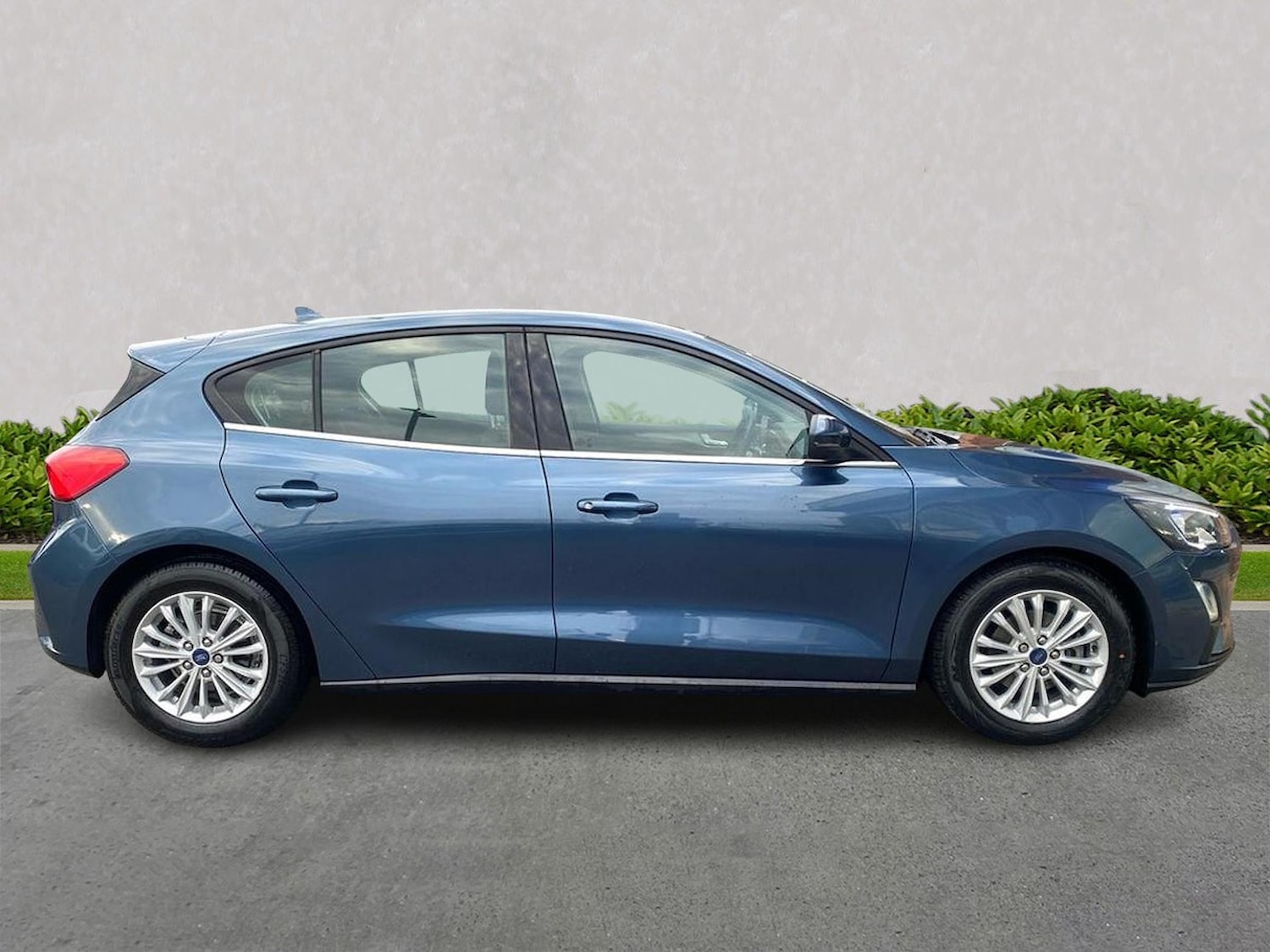 Used Ford Focus 2020 for sale - 76490842: Photo 3