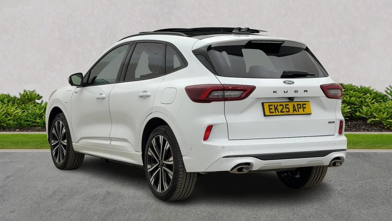 Used Ford Kuga 2025 for sale - 76931597: Photo 2