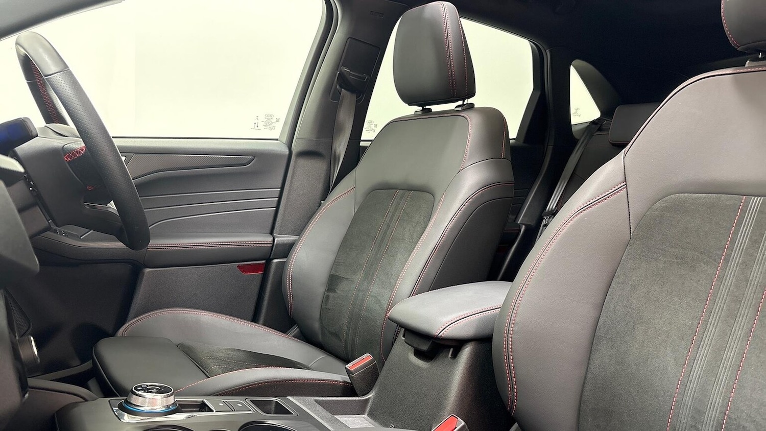 Used Ford Kuga 2025 for sale - 76931597: Photo 23