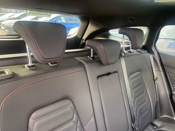 Used Ford Focus 2023 for sale - 76134328: Photo 15