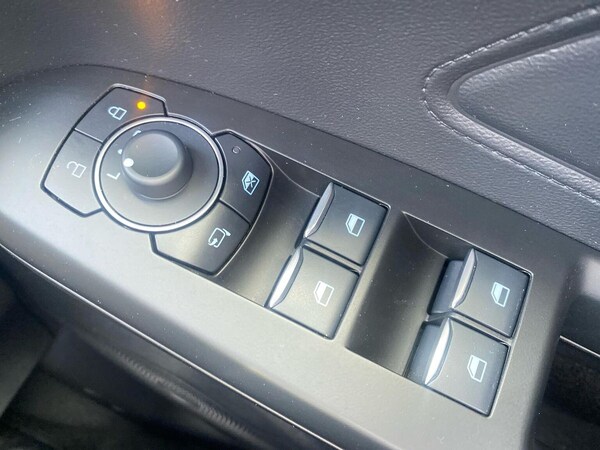Used Ford Focus 2023 for sale - 76134328: Photo 19