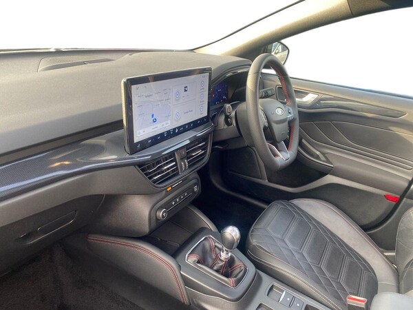 Used Ford Focus 2023 for sale - 76134328: Photo 6