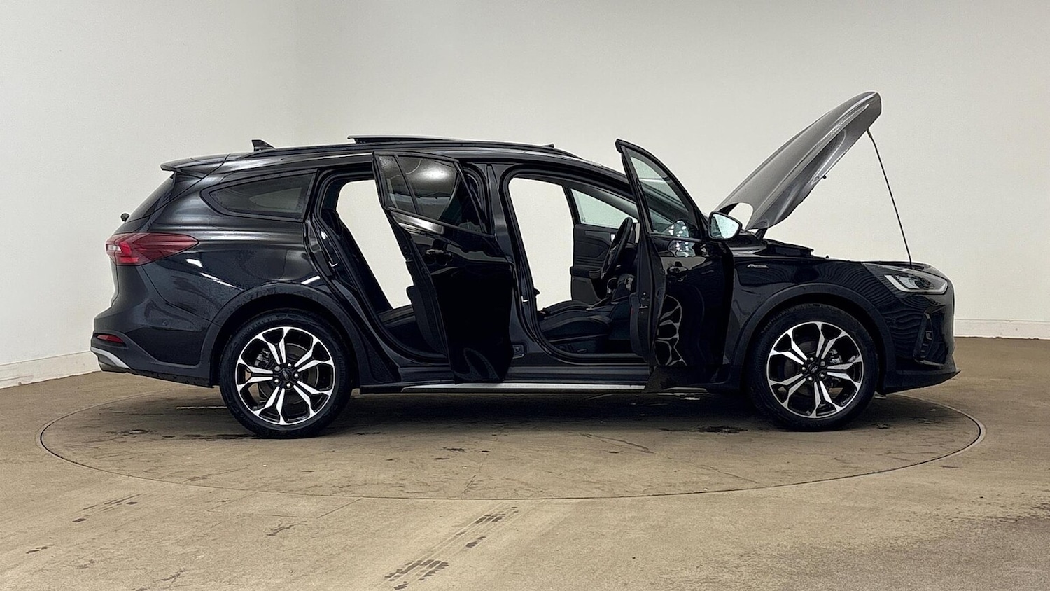 Used Ford Focus 2024 for sale - 76436529: Photo 10