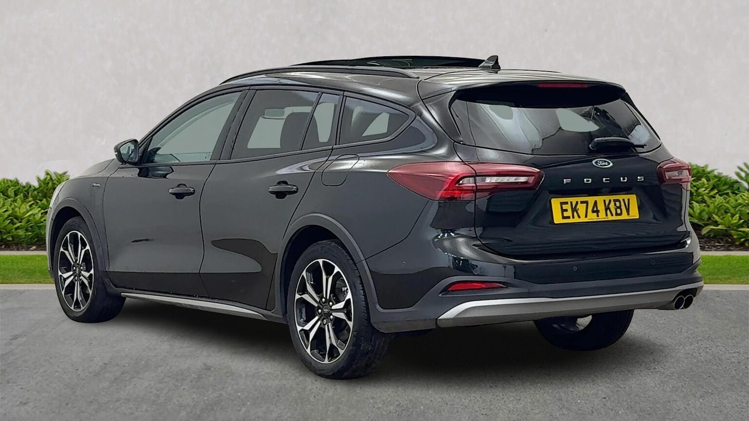 Used Ford Focus 2024 for sale - 76436529: Photo 2