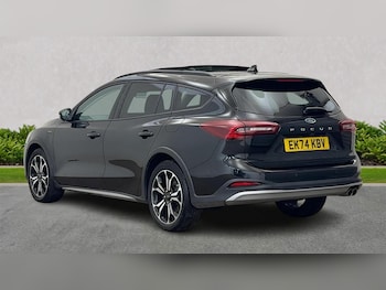 Used Ford Focus 2024 for sale - 76436529: Photo