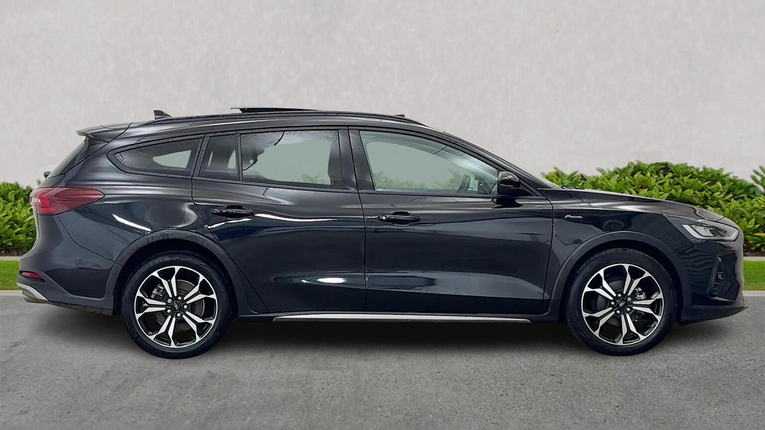 Used Ford Focus 2024 for sale - 76436529: Photo 3