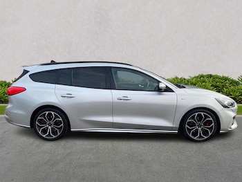 Used Ford Focus 2019 for sale - 77973959: Photo