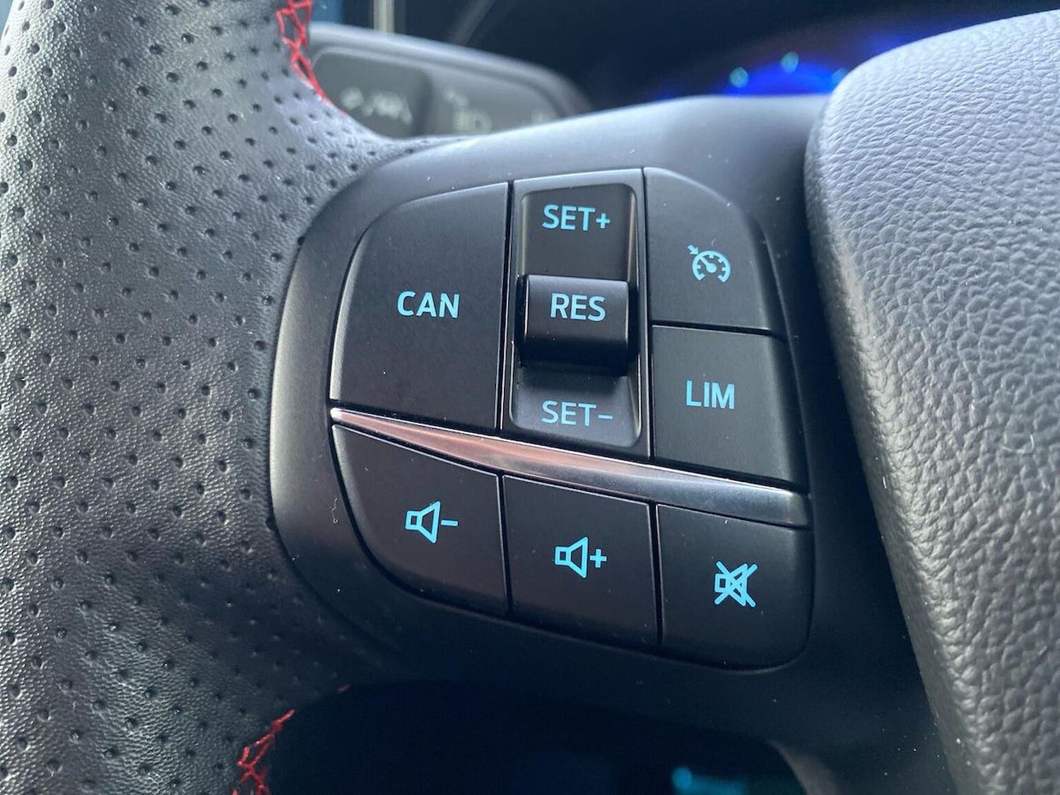 Used Ford Focus 2024 for sale - 76892124: Photo 26