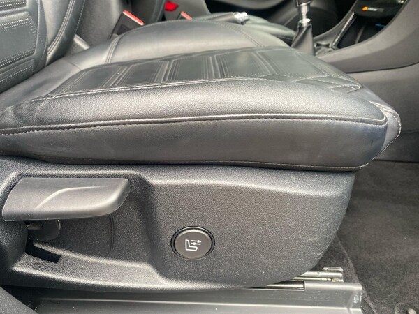 Used Ford Puma 2022 for sale - 75608352: Photo 30