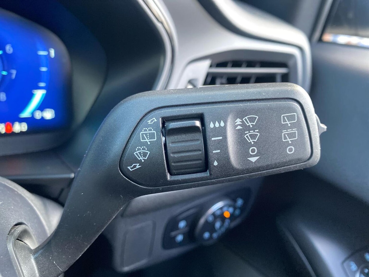 Used Ford Focus 2022 for sale - 76391712: Photo 29