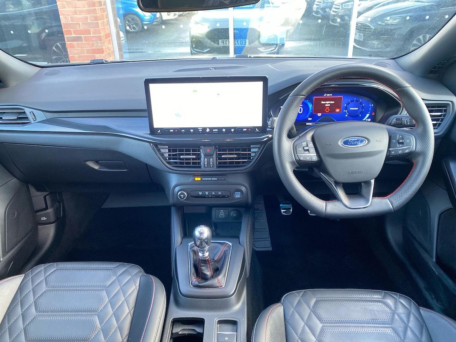 Used Ford Focus 2022 for sale - 76391712: Photo 8