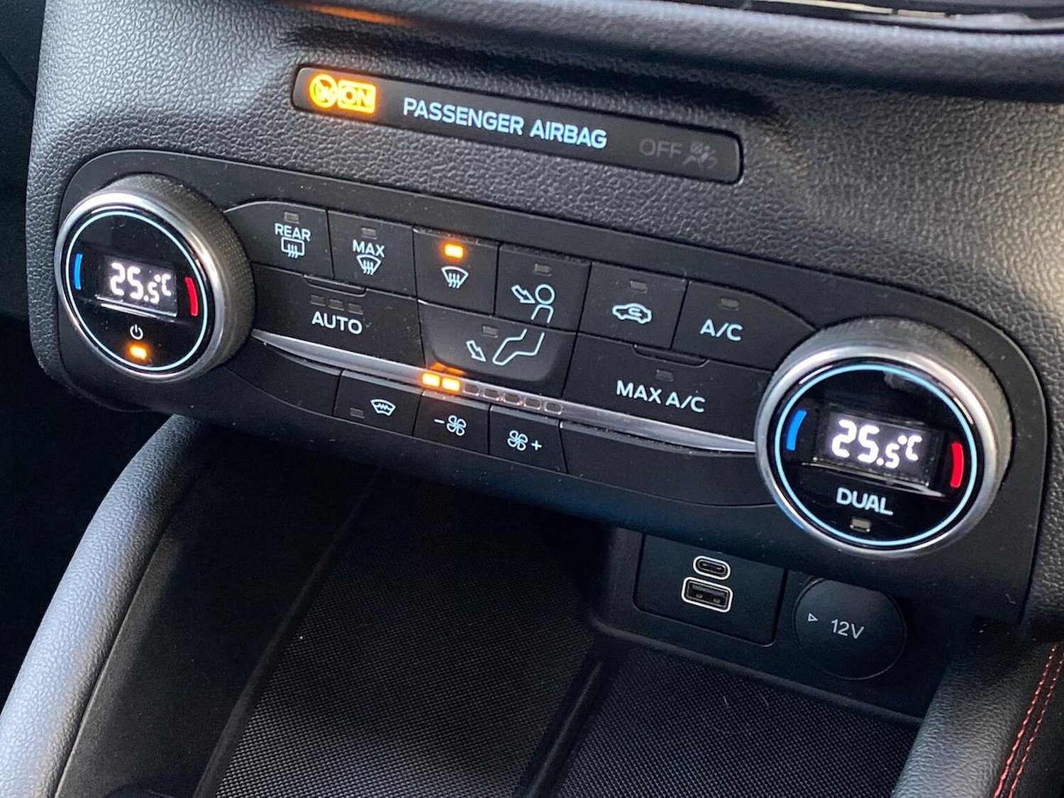 Used Ford Kuga 2022 for sale - 76570960: Photo 12