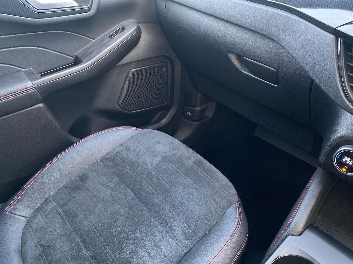 Used Ford Kuga 2022 for sale - 76570960: Photo 13