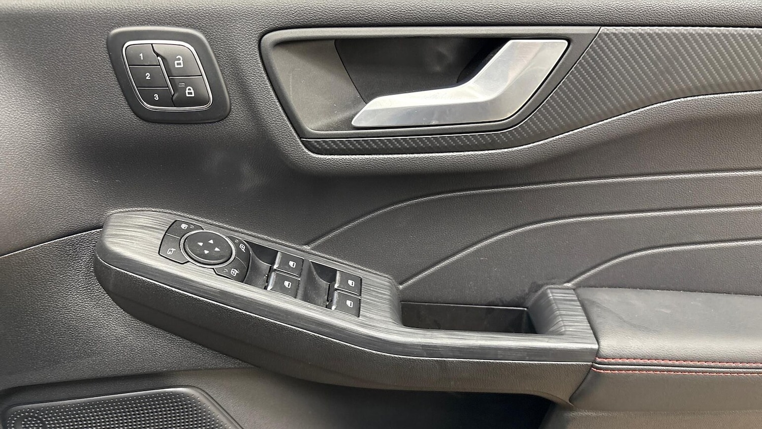 Used Ford Kuga 2024 for sale - 76436522: Photo 24